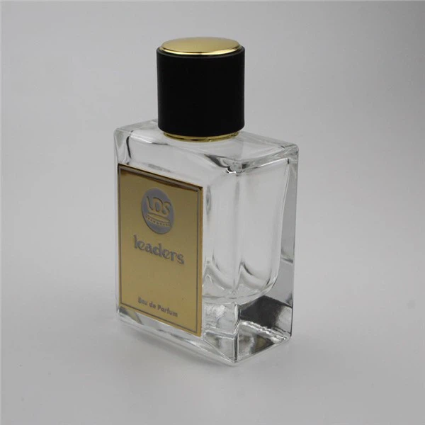 प्लास्टिक परफ्यूम कैप बोतल का इस्तेमाल किया गया है